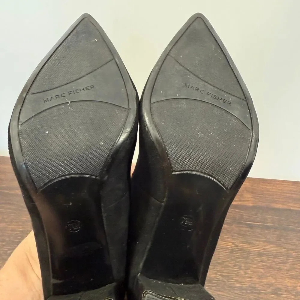 Marc Fisher Women’s  MFGILDY5-R black suede gold 3.5” heel pump shoe size 7.5